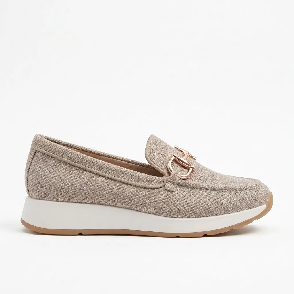 Sandra — Mocasín con Detalle de Cadena Metálica