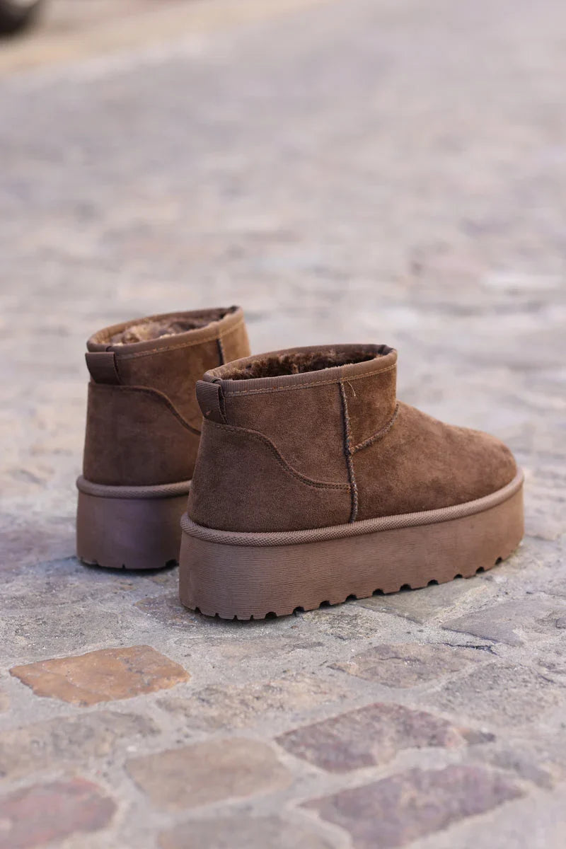Botas chocolate forradas bajas con plataforma