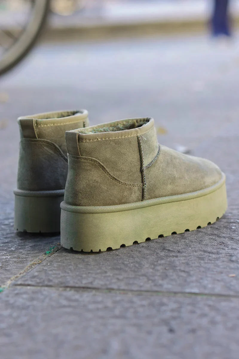 Botas kaki forradas bajas con plataforma