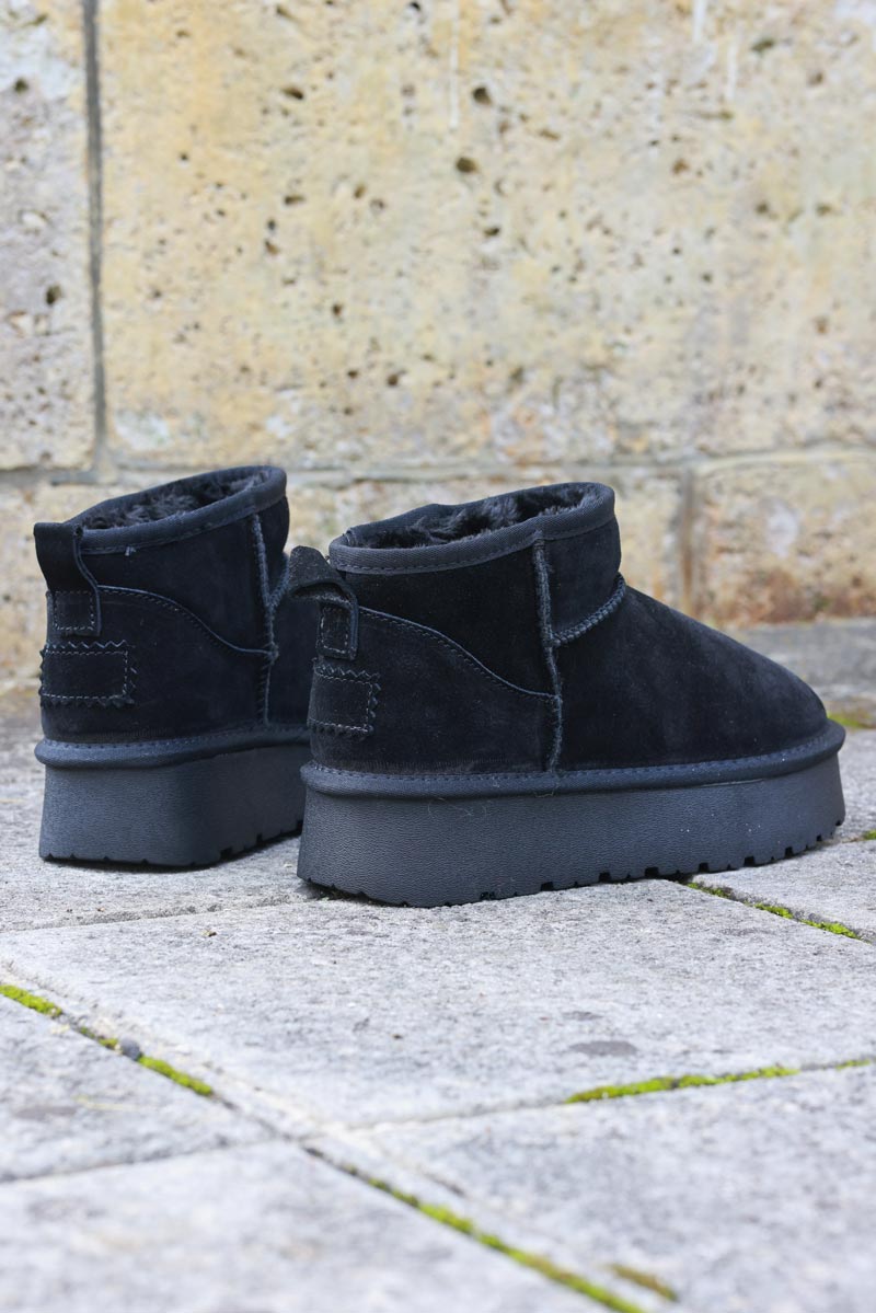 Botas negras bajas de cuero afelpado forradas con plataforma