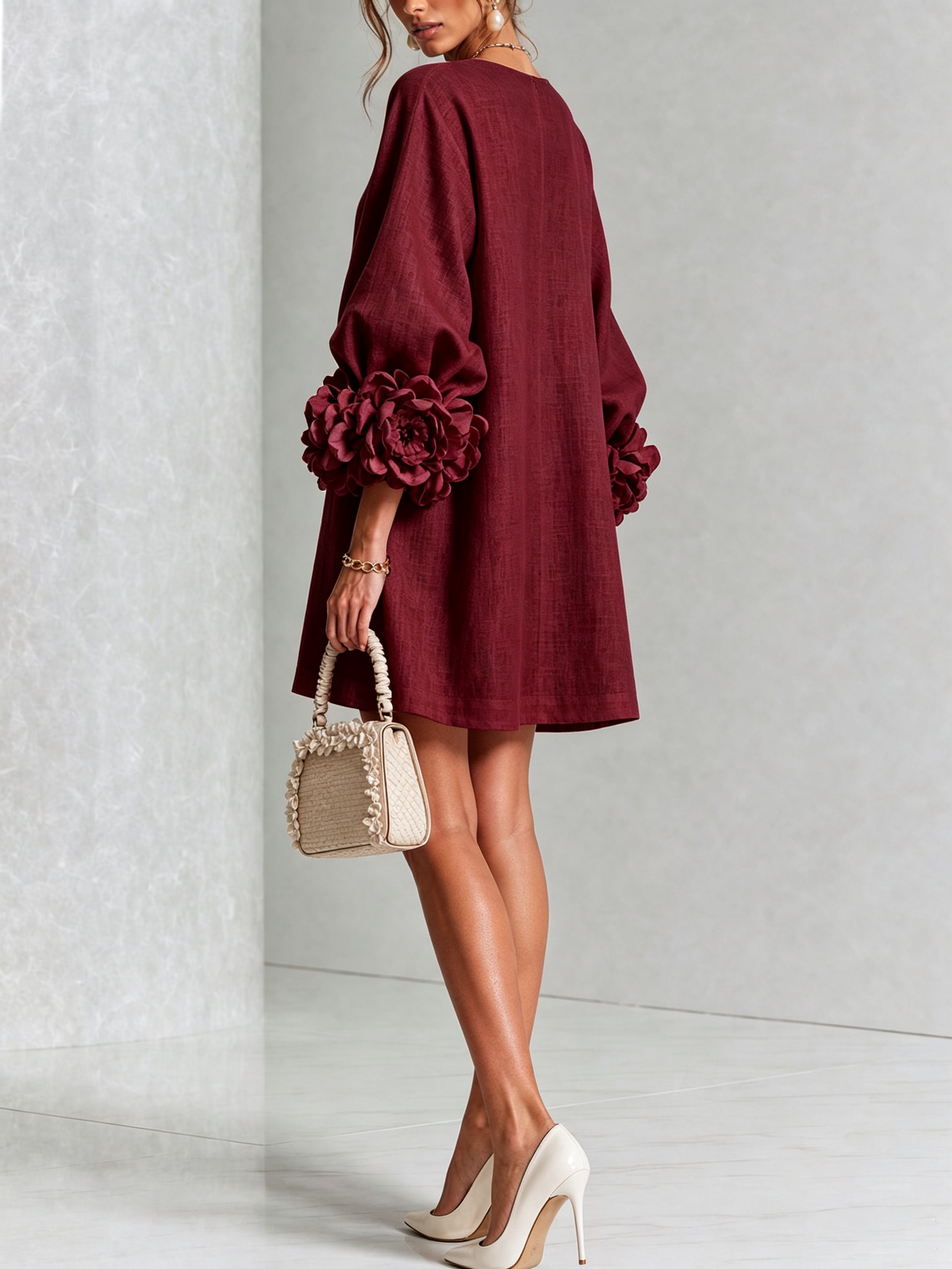 Vestido Amara Mini Elegante con Botones Florales