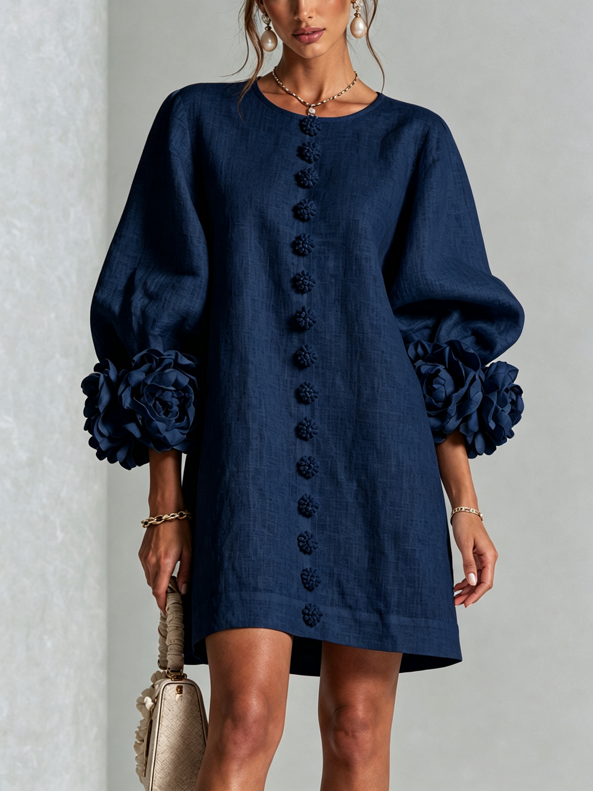 Vestido Amara Mini Elegante con Botones Florales